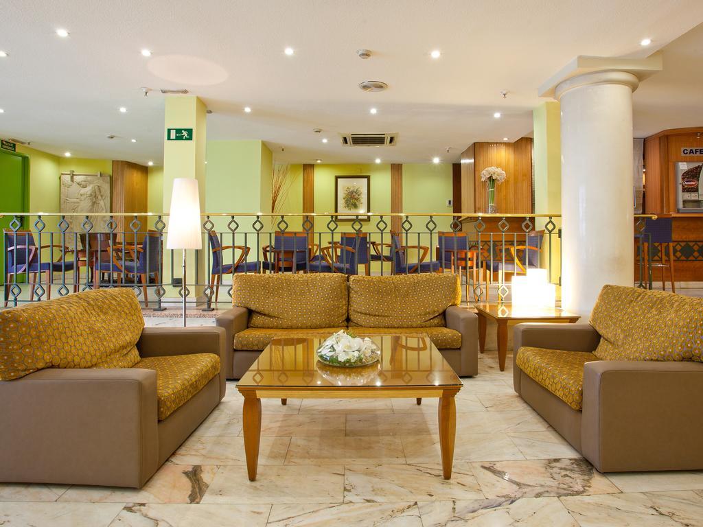 Room Mate Macarena, Madrid Gran Via ภายนอก รูปภาพ